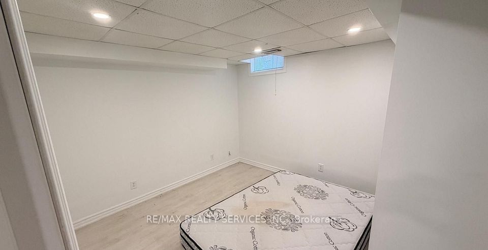 36 Windward Crescent BASEMENT, Vaughan, ON L6A 3G5 4