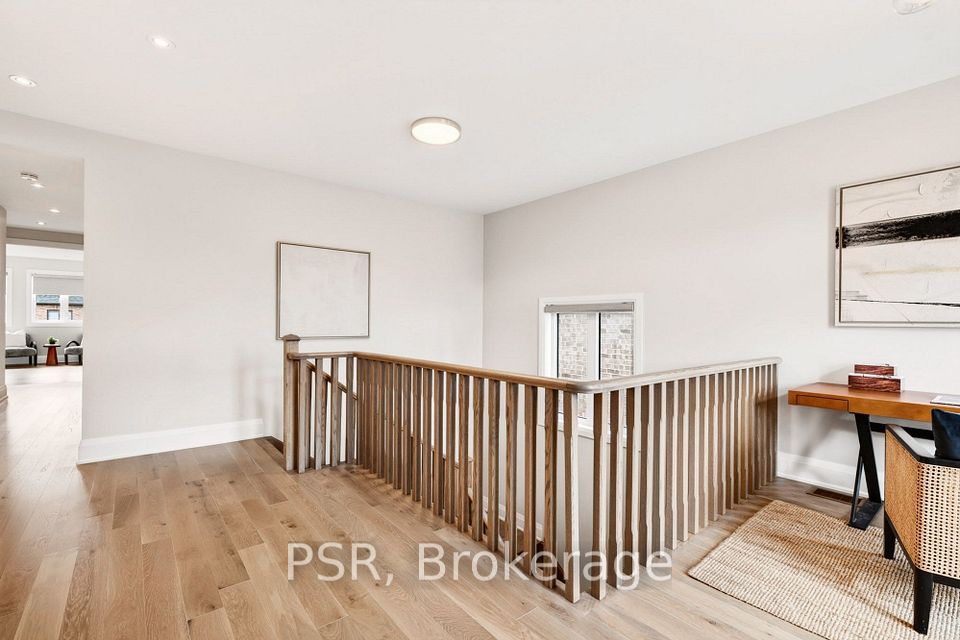 33 Pine Heights Drive, Vaughan, ON L4L 1A6 24