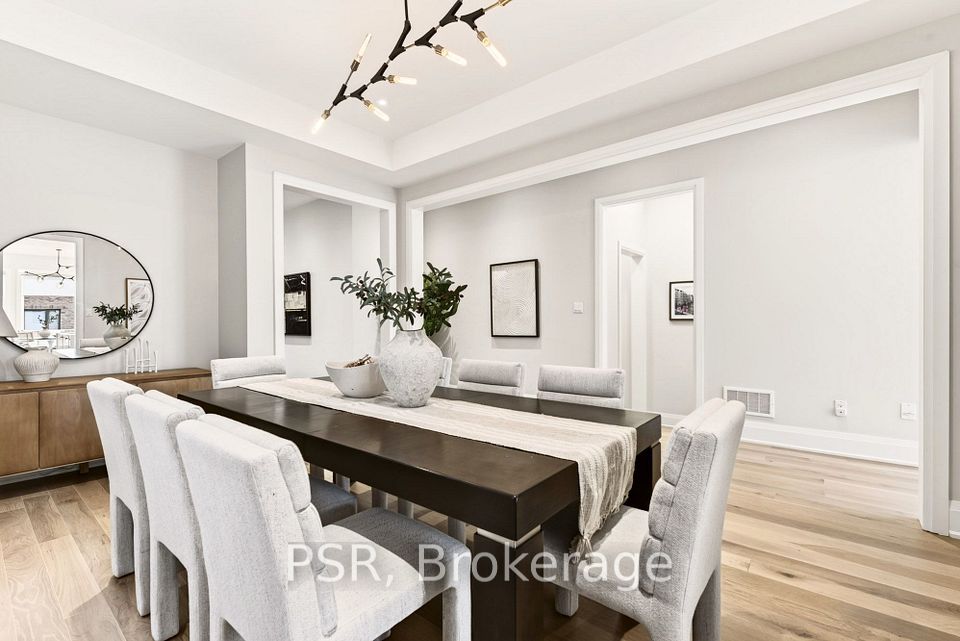 33 Pine Heights Drive, Vaughan, ON L4L 1A6 9