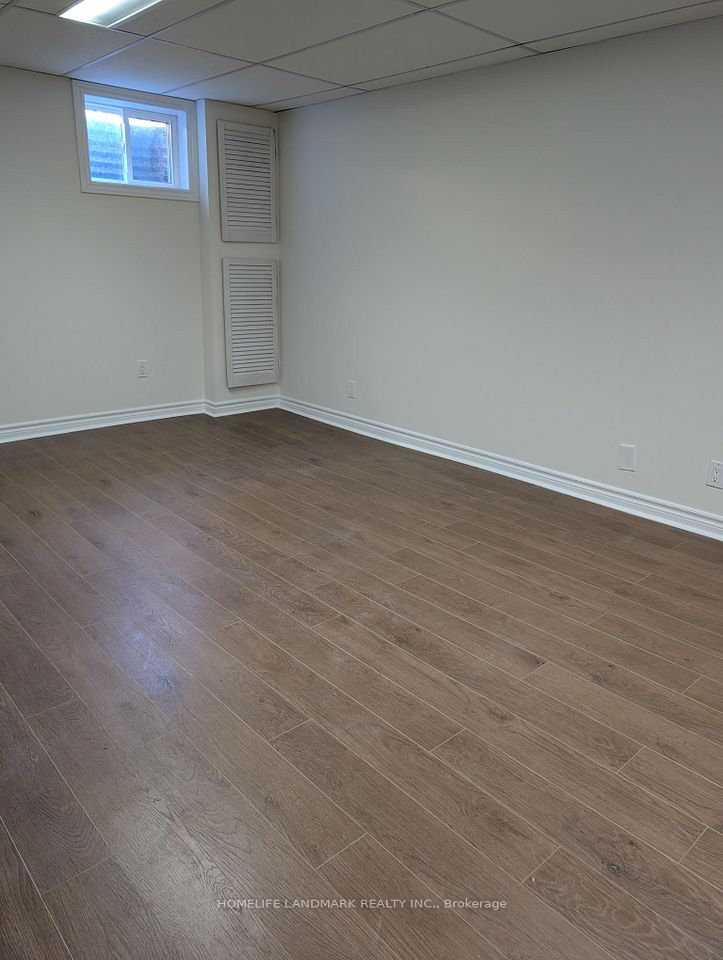 77 Parkway Avenue, Markham, ON L3P 2H1 10