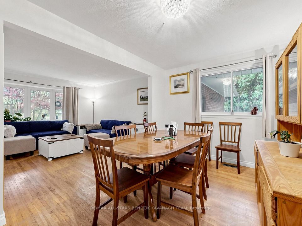 171 Church Street, Markham, ON L3P 2M2 5