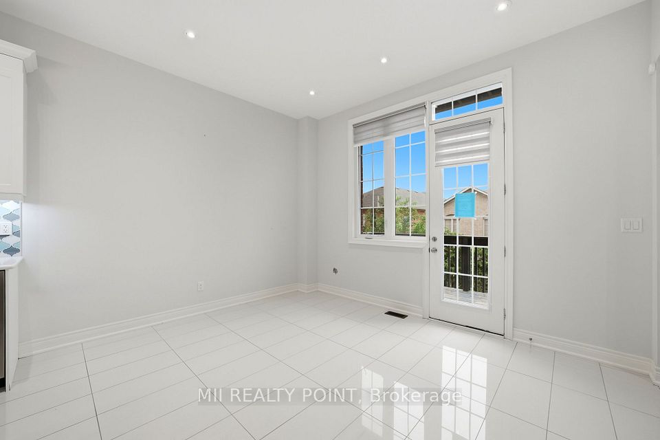 135 Abner Miles Drive, Vaughan, ON L6A 4X4 11