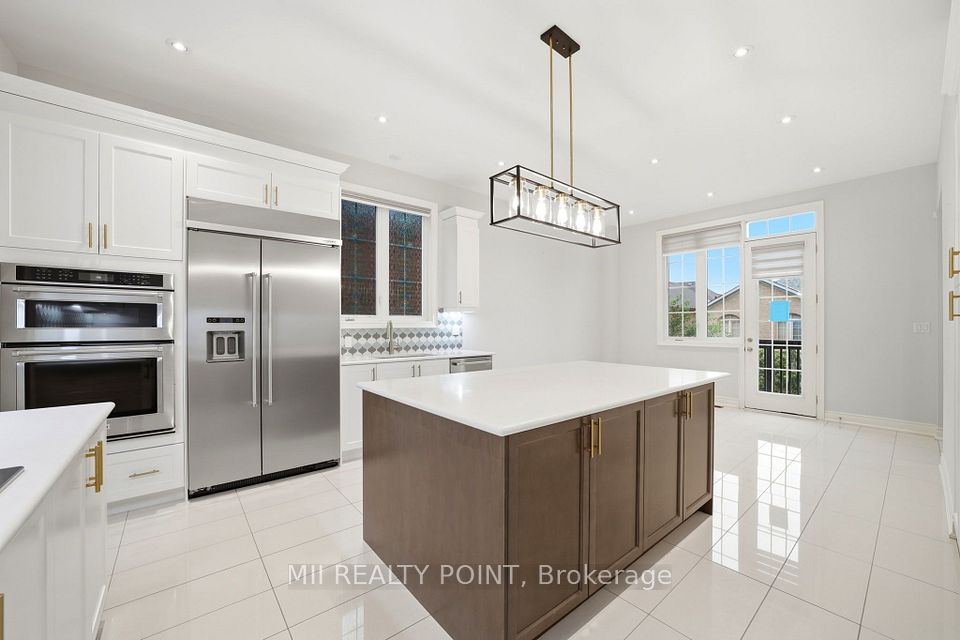 135 Abner Miles Drive, Vaughan, ON L6A 4X4 9