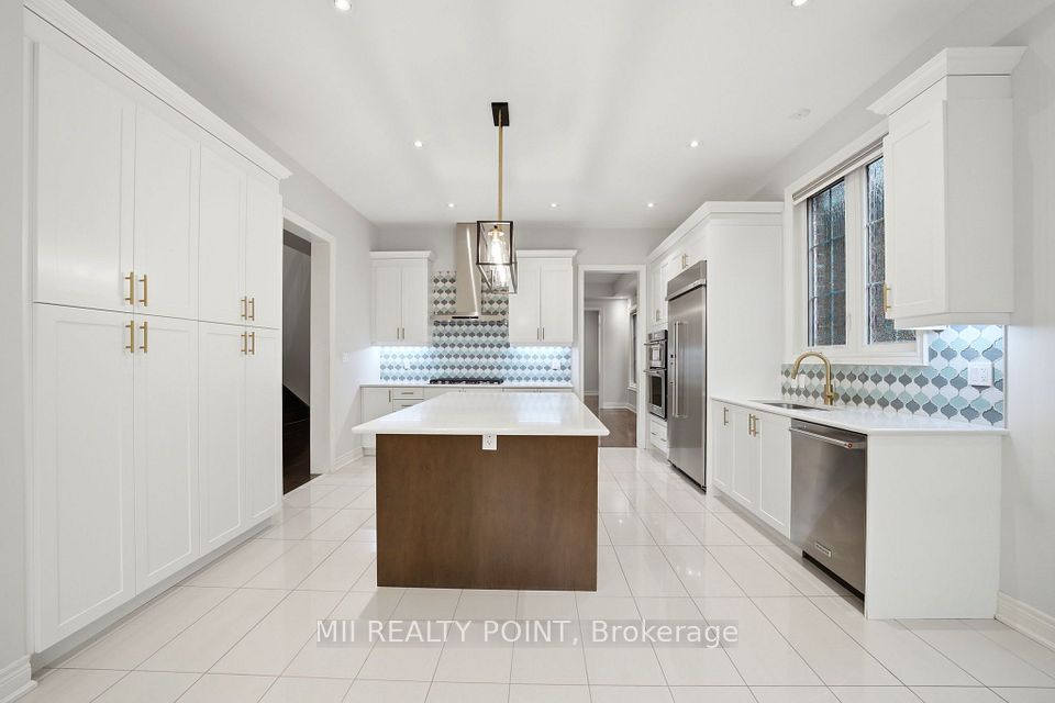 135 Abner Miles Drive, Vaughan, ON L6A 4X4 8