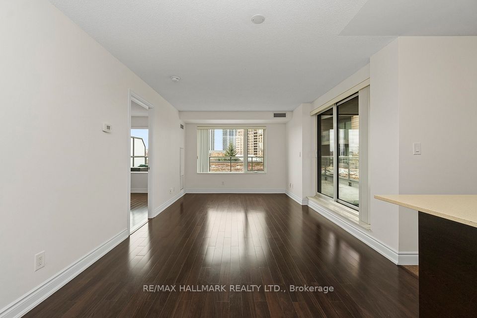 253 South Park Road 308, Markham, ON L3T 0B4 10