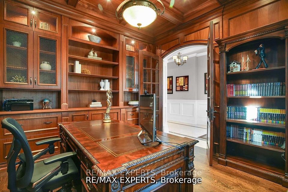188 King High Drive, Vaughan, ON L4J 3N5 10