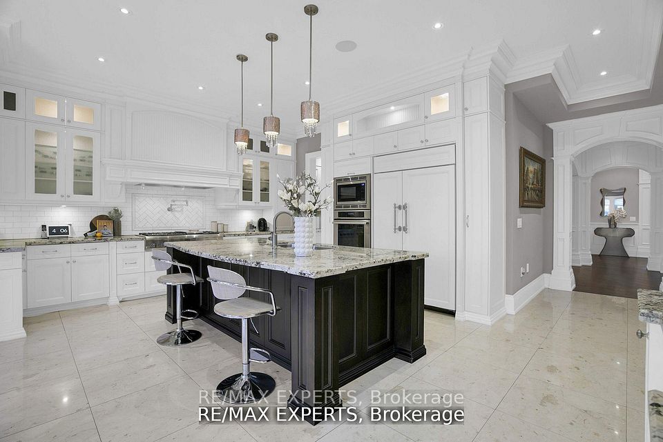 188 King High Drive, Vaughan, ON L4J 3N5 17
