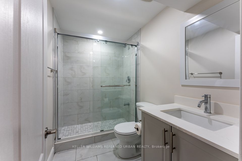 230 Waterside Crescent, Vaughan, ON L6A 1V3 4