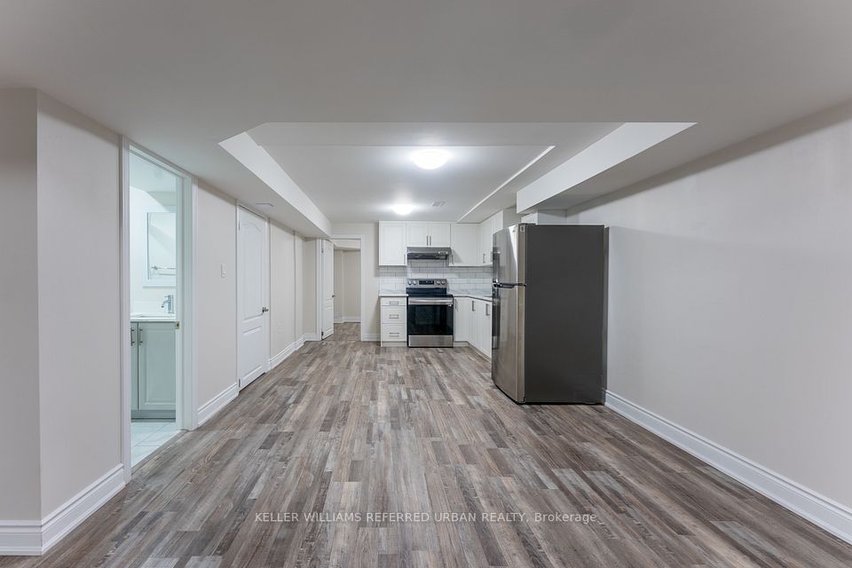230 Waterside Crescent, Vaughan, ON L6A 1V3 2