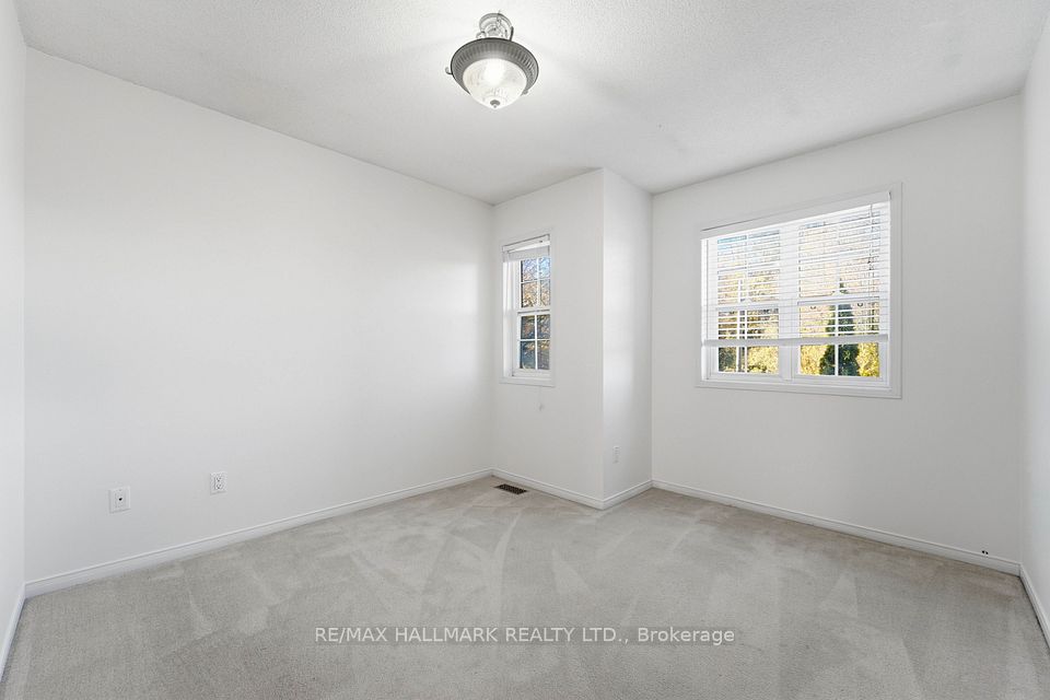 130 Old Colony Road, Richmond Hill, ON L4E 3V1 23