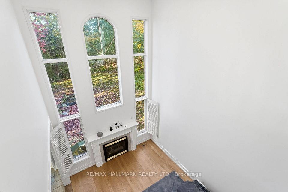 130 Old Colony Road, Richmond Hill, ON L4E 3V1 15