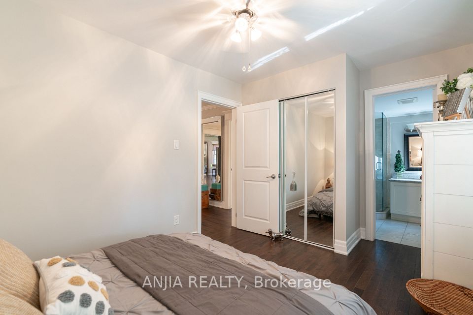49 Church Street, Markham, ON L3P 2M1 18