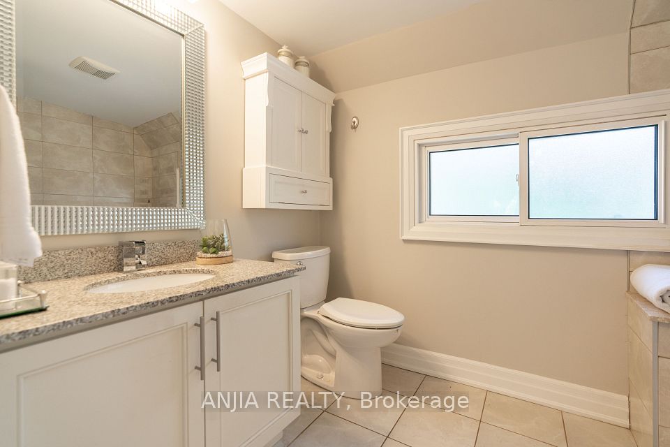 49 Church Street, Markham, ON L3P 2M1 21