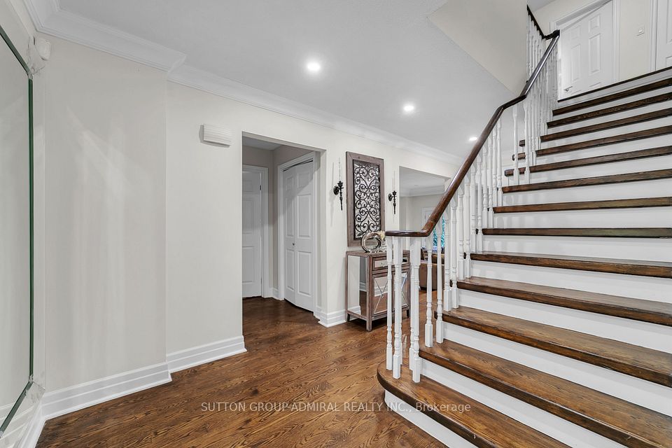 37 Gretman Crescent, Markham, ON L3T 5L9 6
