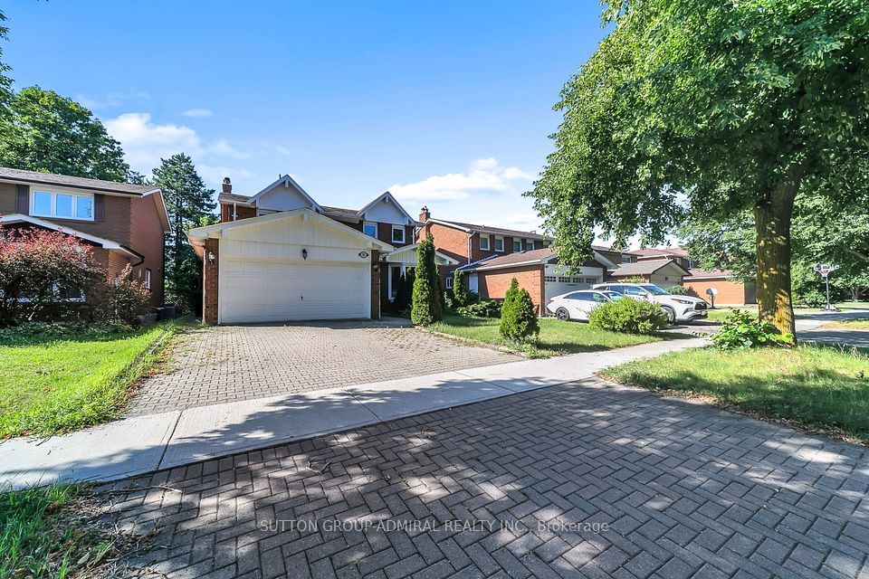 Detached at 37 Gretman Crescent, Markham, ON L3T 5L9