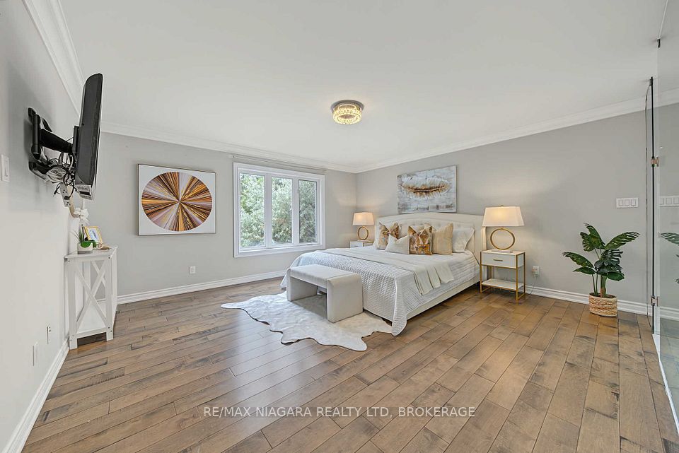 2 Aitken Circle, Markham, ON L3R 7K6 22