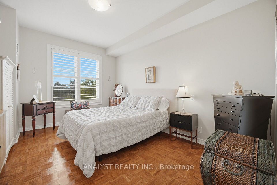9519 Keele Street 221, Vaughan, ON L6A 4A2 18
