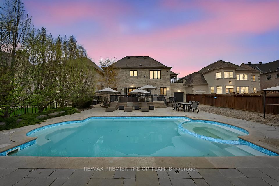 62 Autumn Grove Court, Vaughan, ON L0J 1C0 22