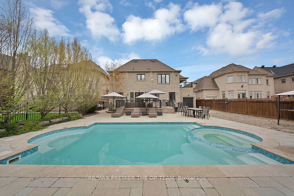 62 Autumn Grove Court, Vaughan, ON L0J 1C0 21