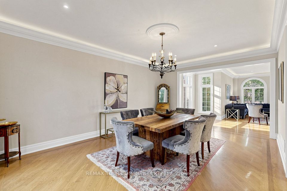 9 Bayview Forest Lane, Markham, ON L3T 7S4 9