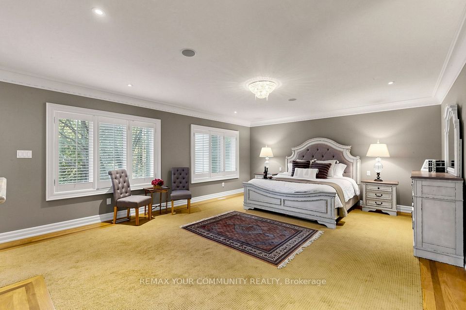 9 Bayview Forest Lane, Markham, ON L3T 7S4 23