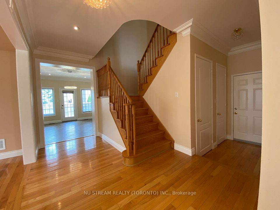 133 Selwyn Road, Richmond Hill, ON L4E 5E5 5