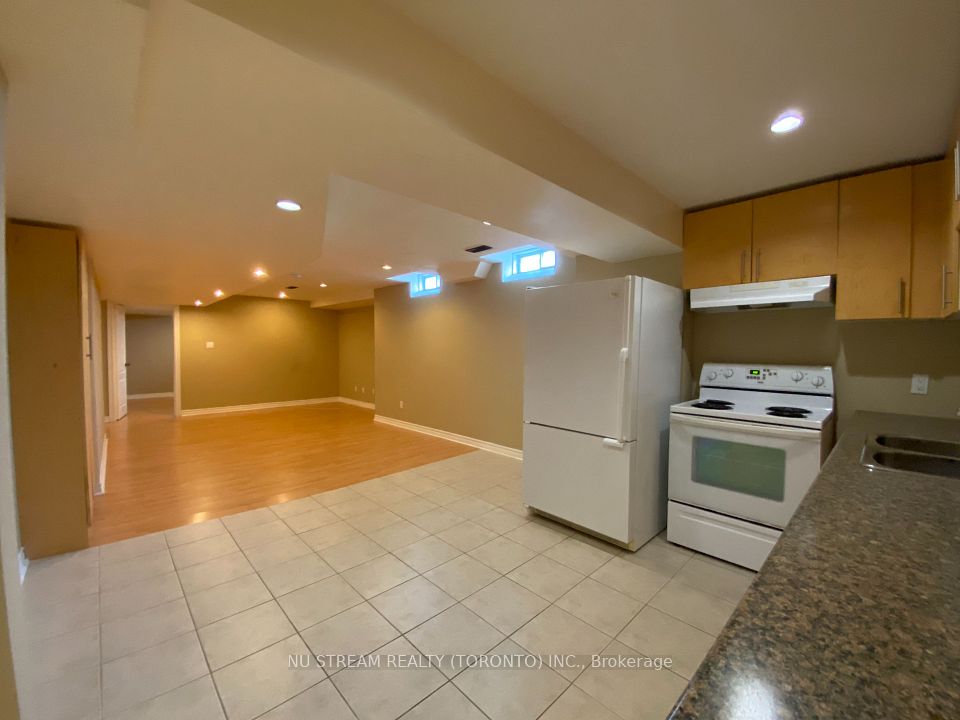 133 Selwyn Road, Richmond Hill, ON L4E 5E5 23