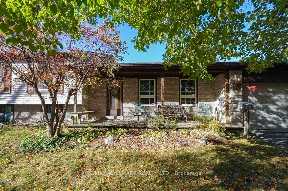 59 Mayvern Crescent, Richmond Hill, ON L4C 5J6 4