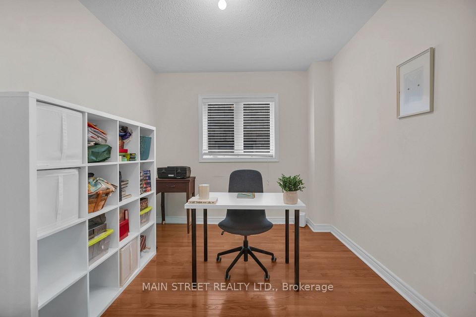 9 Emily Court, Richmond Hill, ON L4E 4E5 16