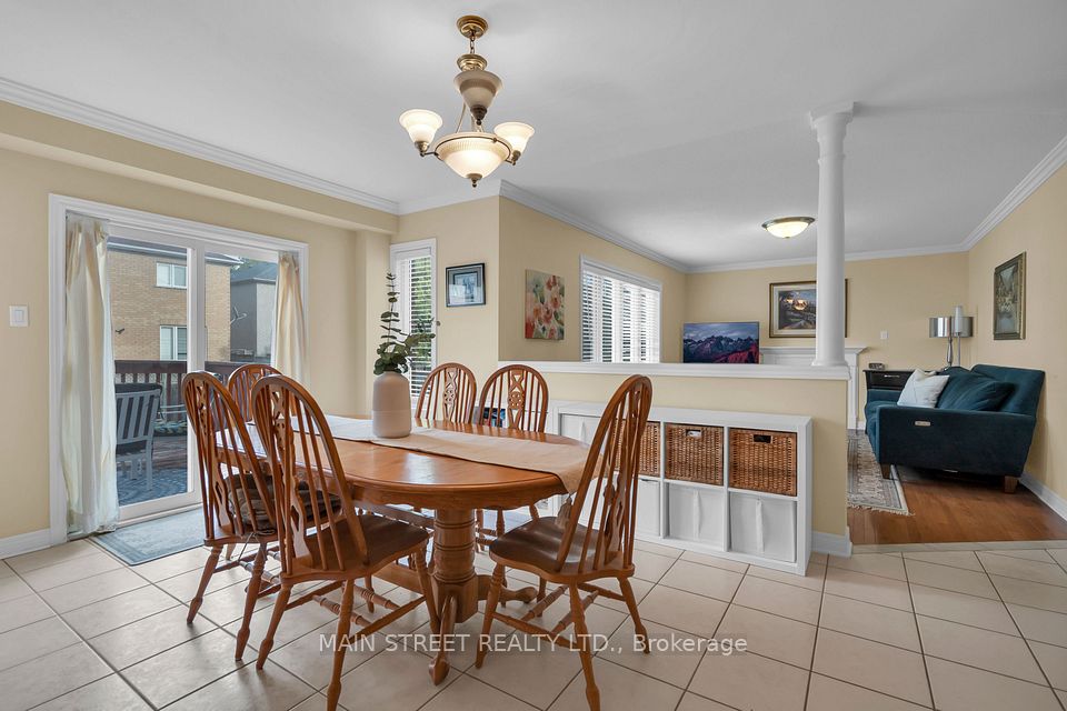9 Emily Court, Richmond Hill, ON L4E 4E5 13