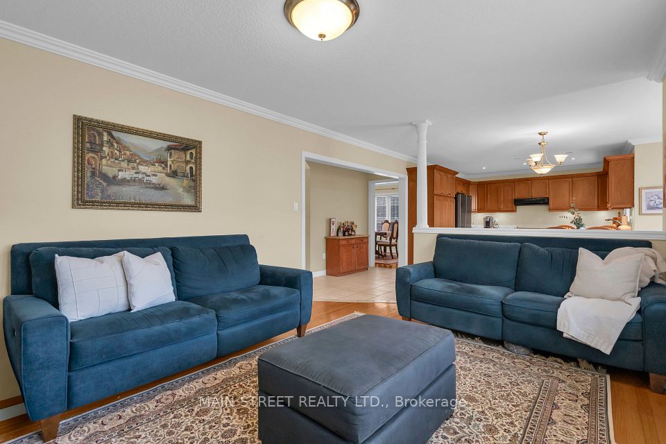 9 Emily Court, Richmond Hill, ON L4E 4E5 15