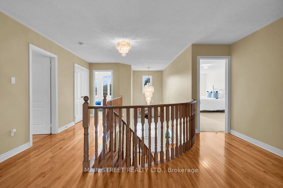9 Emily Court, Richmond Hill, ON L4E 4E5 19