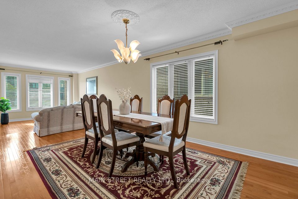 9 Emily Court, Richmond Hill, ON L4E 4E5 9