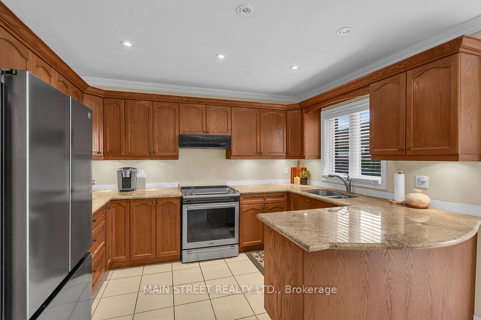 9 Emily Court, Richmond Hill, ON L4E 4E5 20