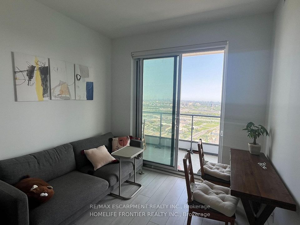 950 Portage Parkway 5807, Vaughan, ON L4K 0J7 11