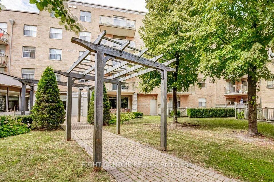 2506 Rutherford Road 501, Vaughan, ON L4K 5N4 3