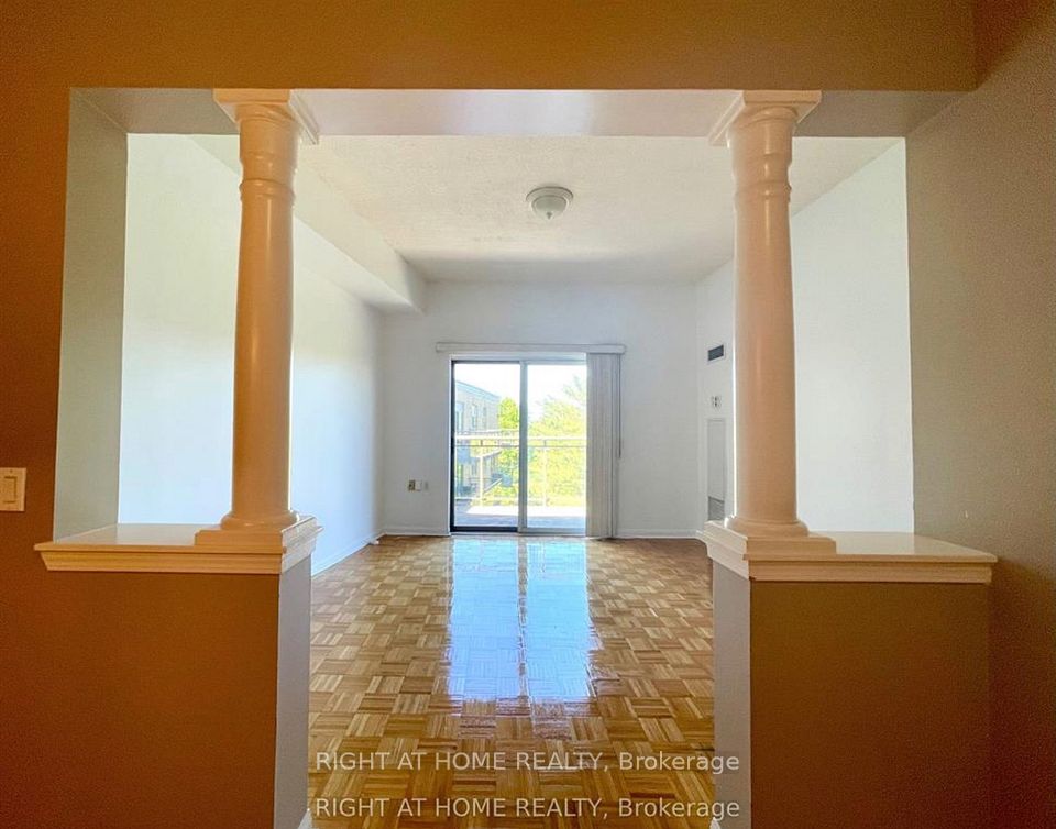 2506 Rutherford Road 501, Vaughan, ON L4K 5N4 4