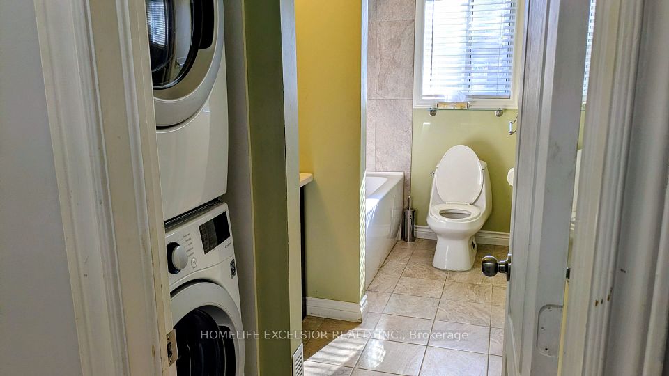 25 Amberview Drive Upper Unit, Georgina, ON L4P 3X8 9