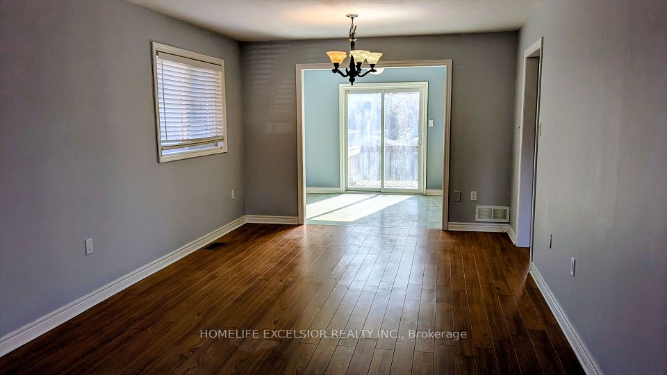 25 Amberview Drive Upper Unit, Georgina, ON L4P 3X8 6
