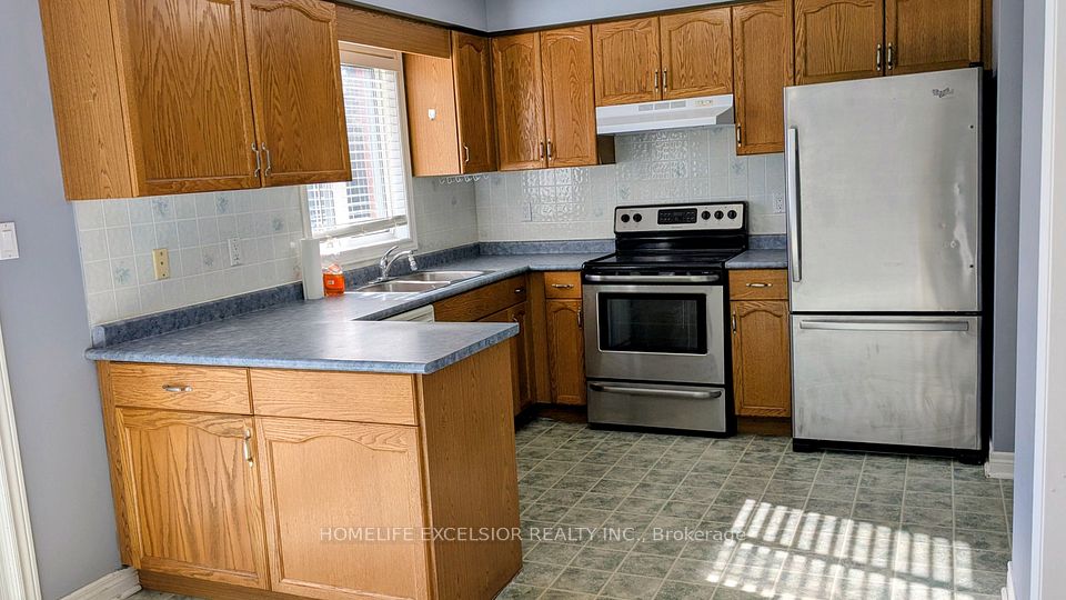 25 Amberview Drive Upper Unit, Georgina, ON L4P 3X8 4