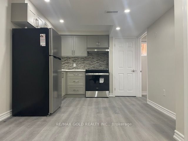 48 Andress Way Main Floor Plus Basement, Markham, ON L3S 0E9 21