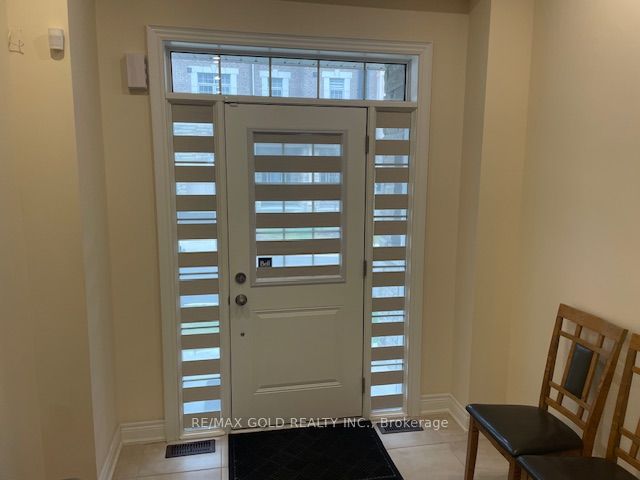 48 Andress Way Main Floor Plus Basement, Markham, ON L3S 0E9 5