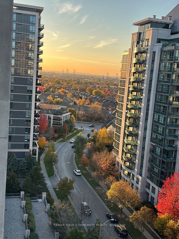 50 Disera Drive 1207, Vaughan, ON L4J 9E9 24