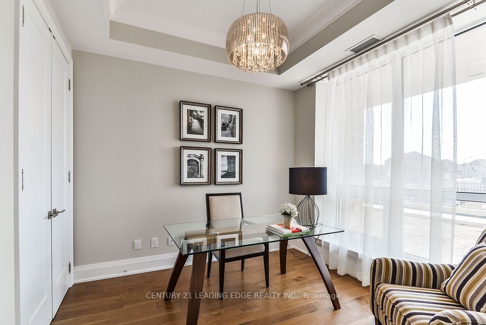 9 Stollery Pond Crescent 210, Markham, ON L6C 0K1 16