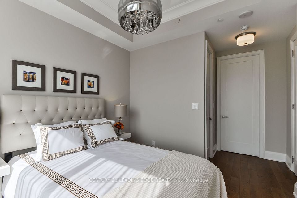9 Stollery Pond Crescent 210, Markham, ON L6C 0K1 12