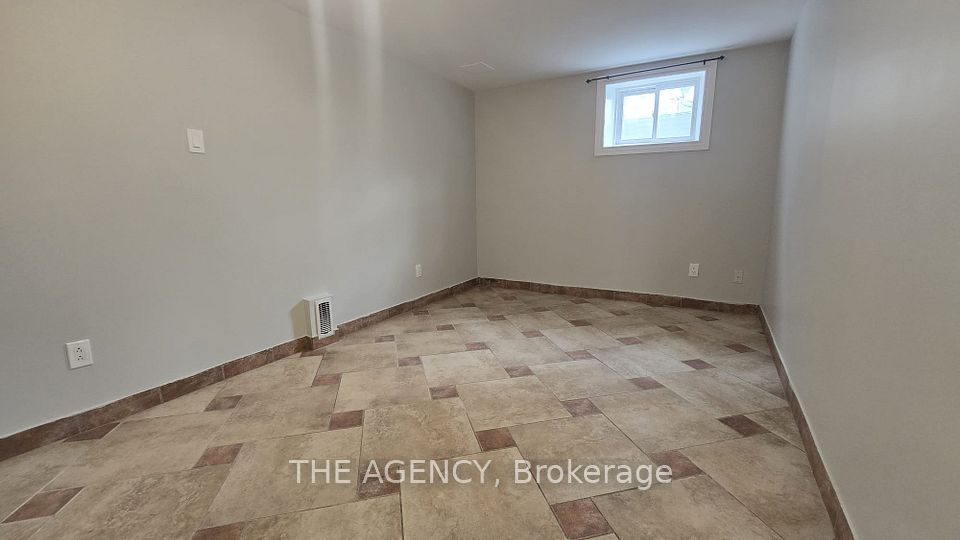120 Valley Vista Drive, Vaughan, ON L6A 0Z3 6