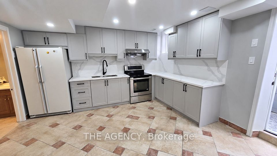 120 Valley Vista Drive, Vaughan, ON L6A 0Z3 4