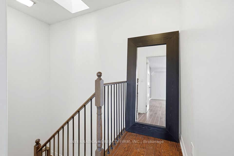 7 Brighton Place 44, Vaughan, ON L4J 0H1 25
