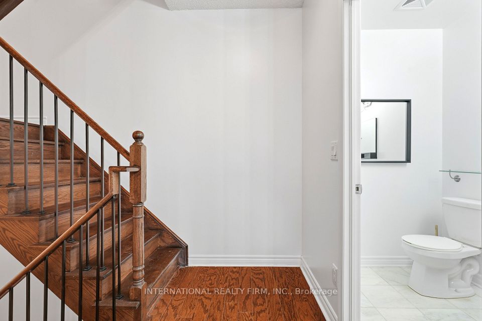 7 Brighton Place 44, Vaughan, ON L4J 0H1 17