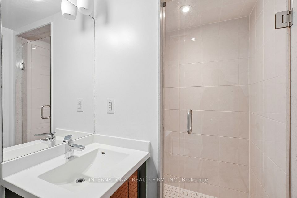 7 Brighton Place 44, Vaughan, ON L4J 0H1 24